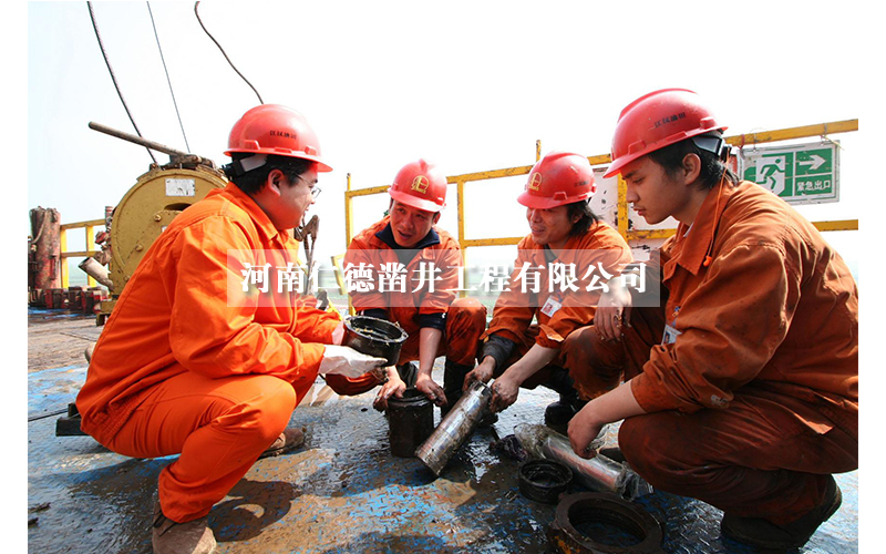 河北保定地熱井維修補漏，